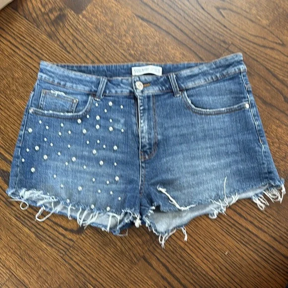 ZARA PEARLS SHORTS Z1975 SZ 30 (US 10)